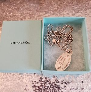 Authentic Tiffany & CO Dog tag 925 necklace